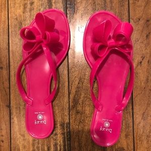 NWOT PINK JELLY DIZZY SANDALS